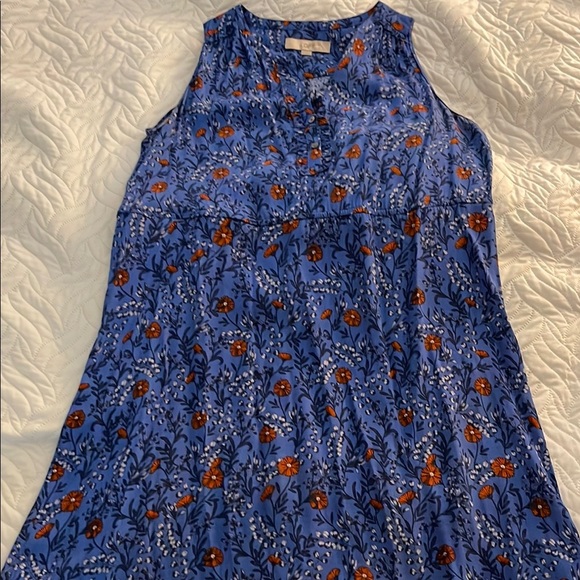 LOFT Blue Floral Button-Down Top - Picture 1 of 3